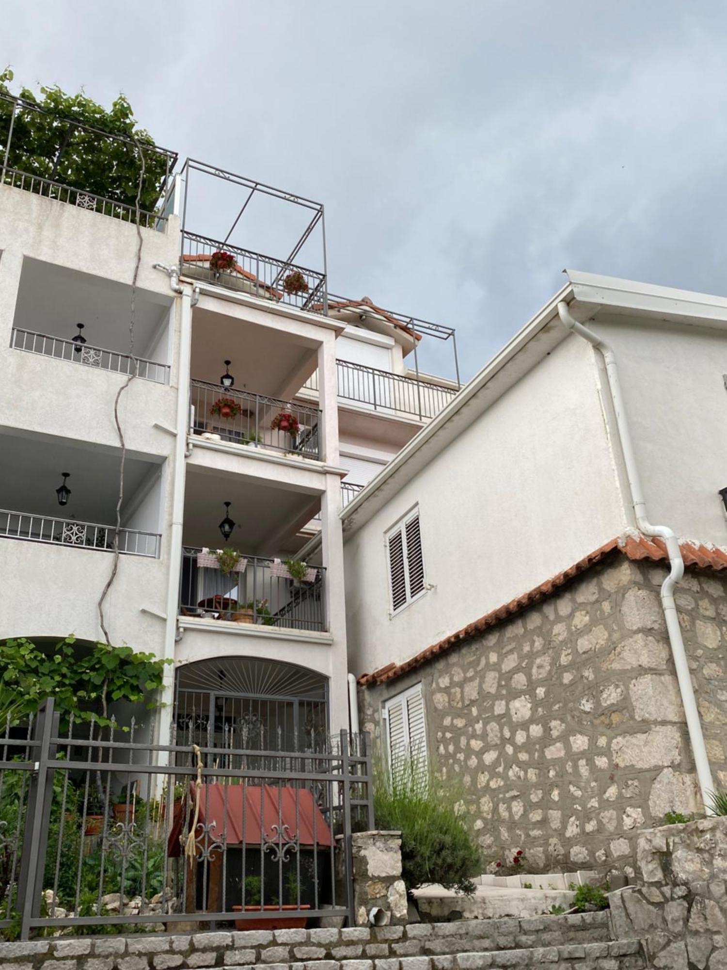 Apartments Bauo Будва Экстерьер фото